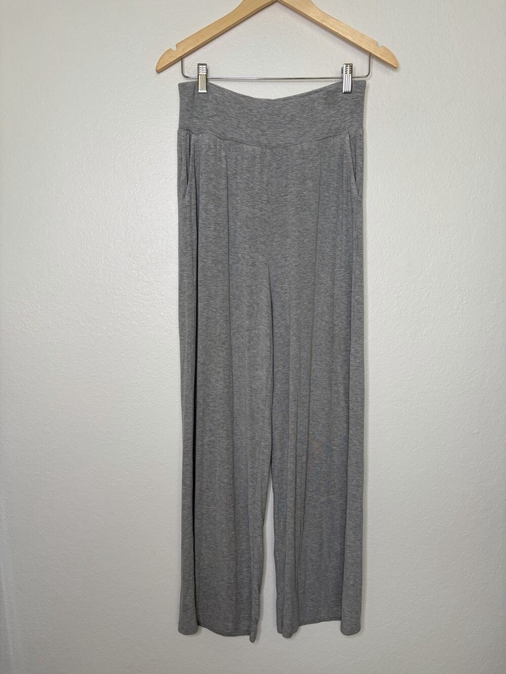 Cozy Earth Gray Wide Leg Loungewear Pant Size Medium Casual Chic Minimalism